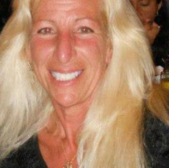 Meet your Posher, Donna - Picture 1 of 1